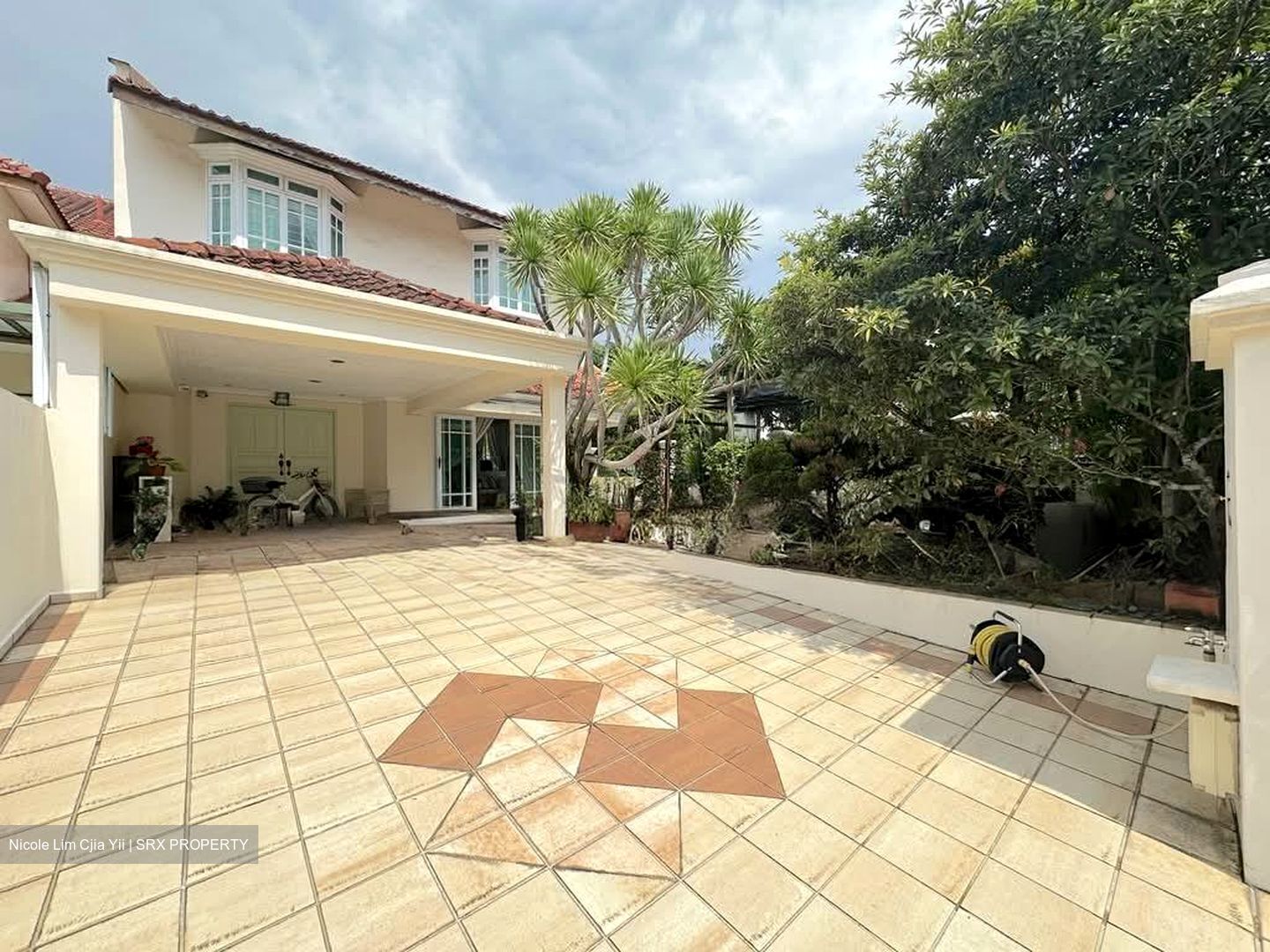 Seletar Hills Estate (D28), Semi-Detached #577449061
